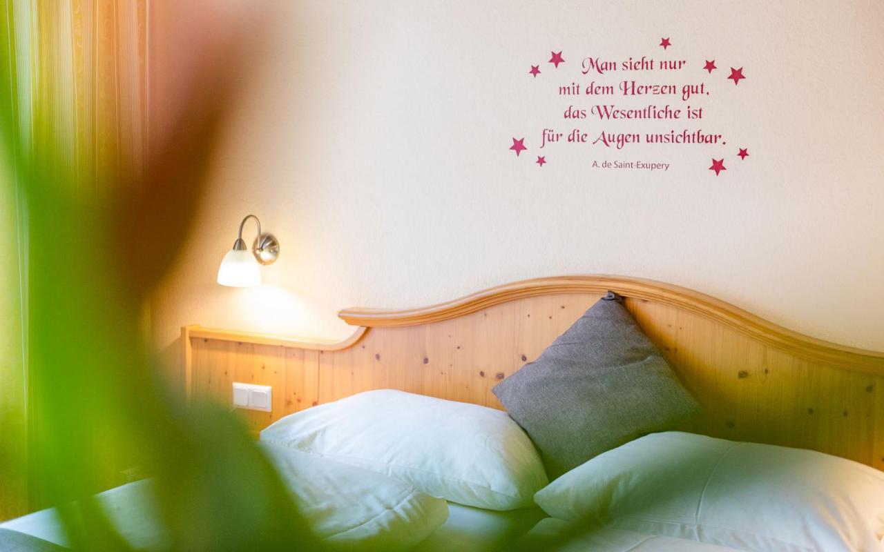 Hotel Post Hoenigwirt Kirchschlag in der Buckligen Welt ภายนอก รูปภาพ